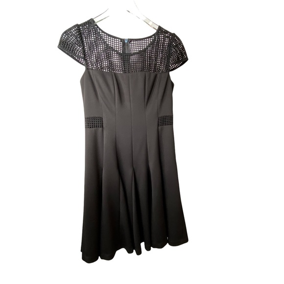 Betsey Johnson Yoke Black Mesh Fit Flare Cocktail Party Dress Size 6 - Picture 3 of 10